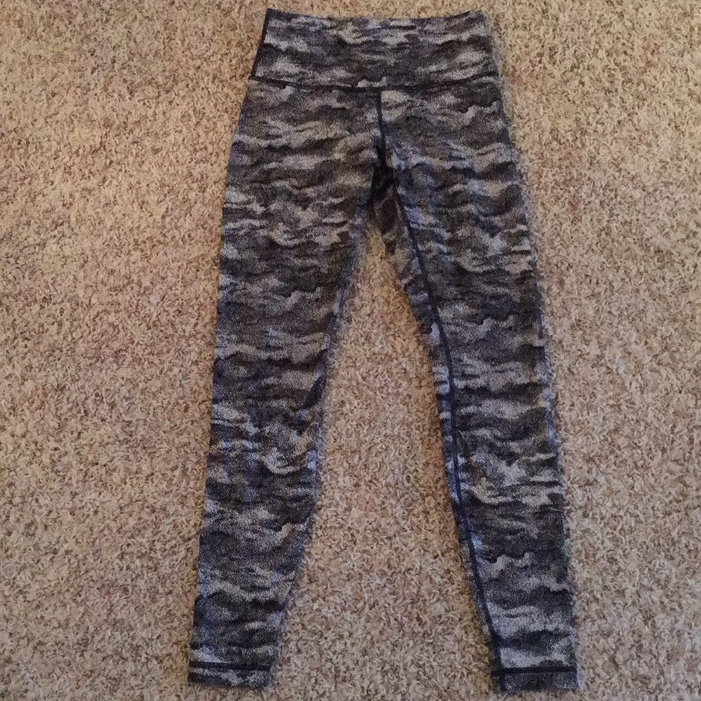 Lululemon full length pants legging size 8